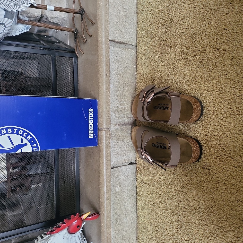 Womens Birkenstock sandals - Picture 3 of 5